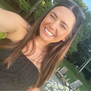 Meet your Posher, Anna